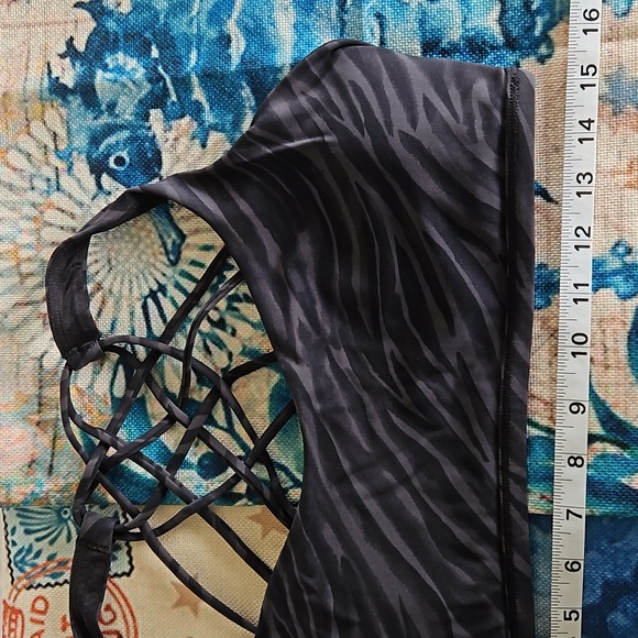 Lululemon Free to Be Bra Wild Thing Camo Deep Coal Size 14 - Picture 10 of 14